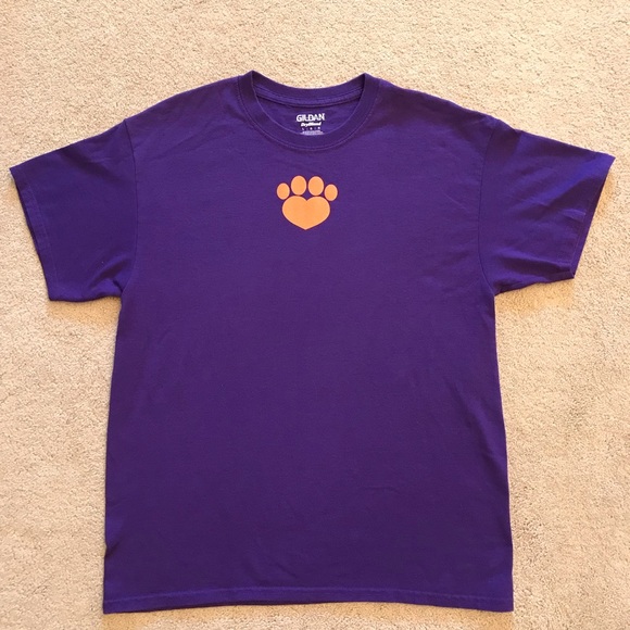 Animal Shelter Volunteer Graphic Tee Adult Size Large Purple Heart Paw Print - Picture 1 of 7